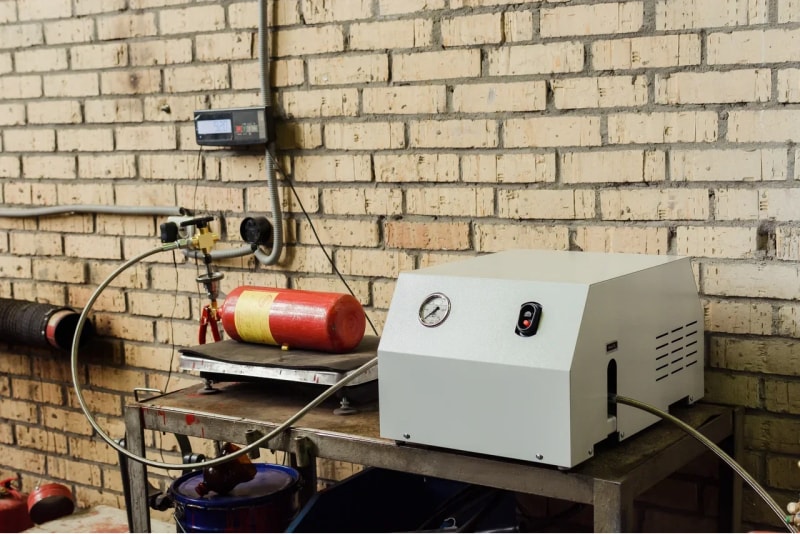 Перезарядка и обслуживание огнетушителей, модулей пожаротушения Перезарядка и обслуживание огнетушителей, модулей пожаротушения