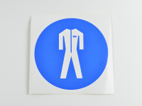 Знак M07 Работать в защитной одежде, 200х200 Знак M07 Работать в защитной одежде, 200х200