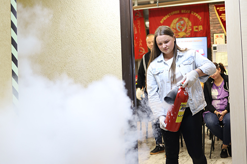 evac08.jpg evac08.jpg